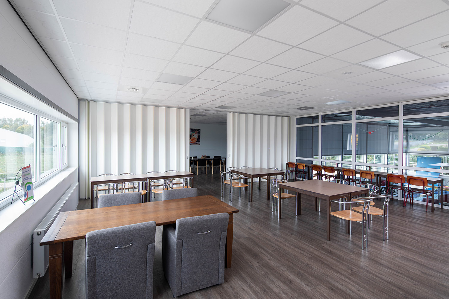 BREEDVELD vouwwand F200 - kantine sportclub